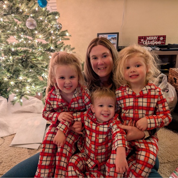 Meet your Posher, Brandy - Picture 7 of 12